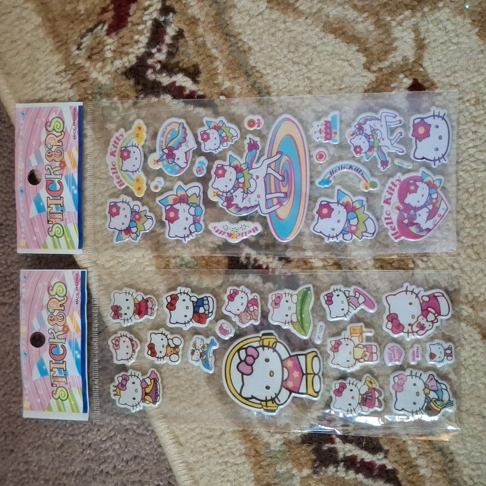 Hello Kitty Stickers - Picture 4 of 8